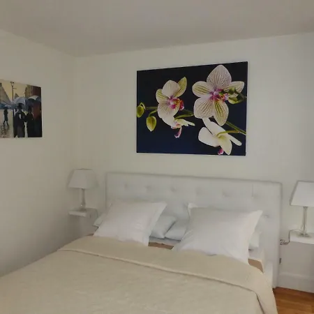 Guest house Louvre Romantic Paris
